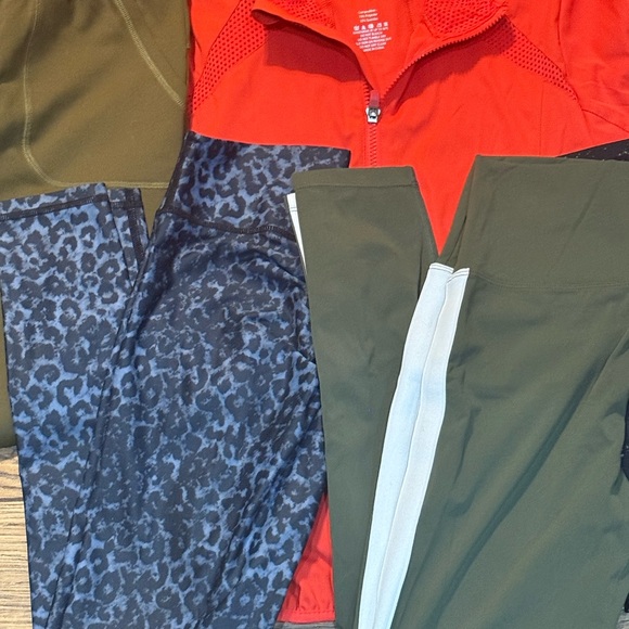 ZYIA Lot! - Picture 8 of 10